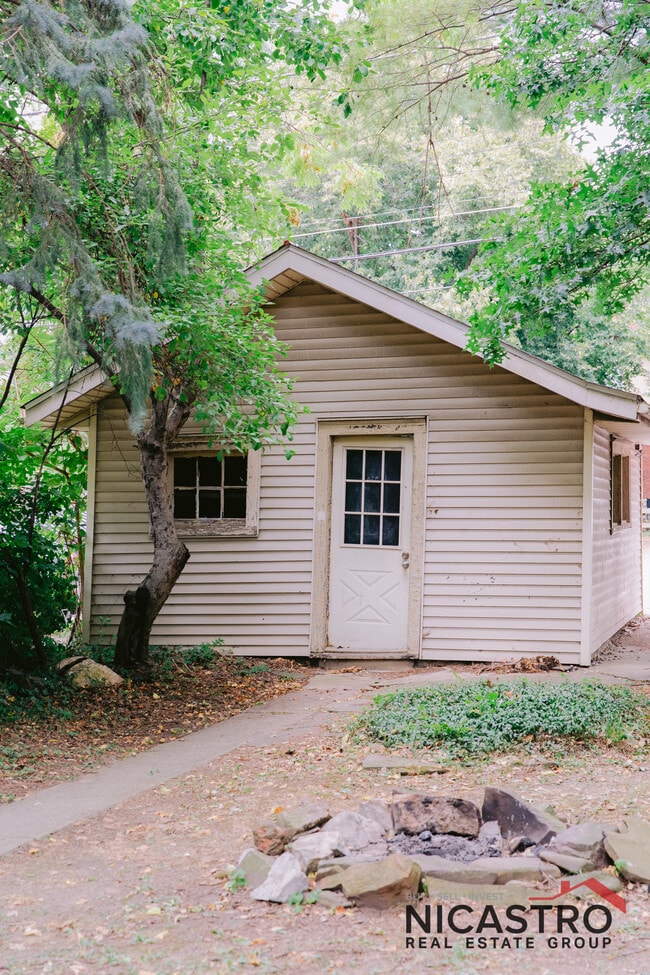 Building Photo - 184 Frambes Ave
