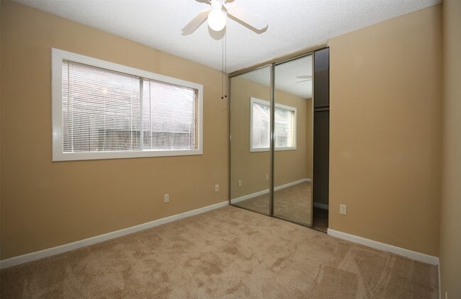 Building Photo - 13339 Somersworth Dr