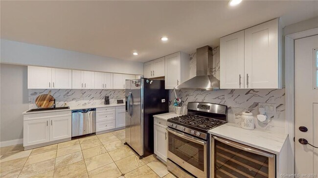 Eat in Kitchen - 19 Emerson St