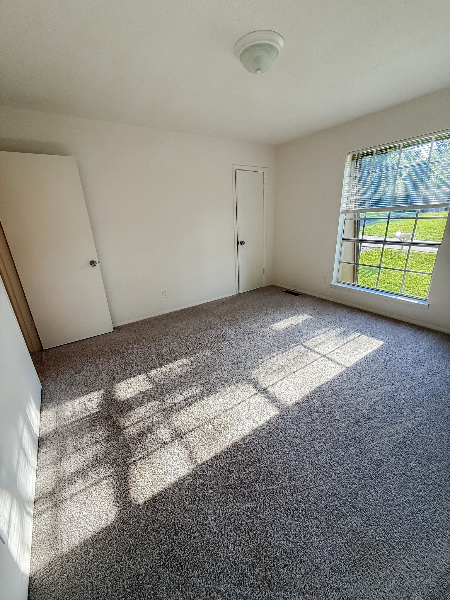 BR 1 - 2116 Francis St