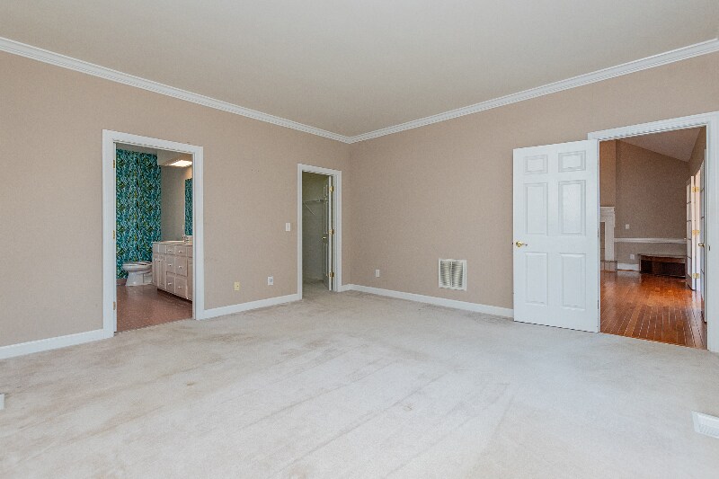 Building Photo - 101 St Charles Ct