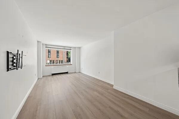 Primary Photo - 1760 Second Avenue