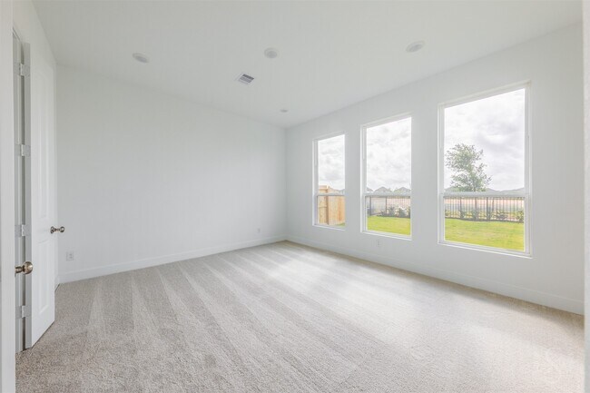 Building Photo - 31607 Brown Fern Dr