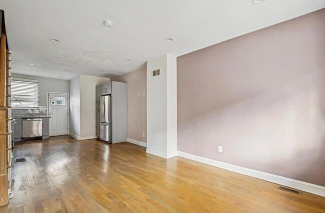 Building Photo - 3152 Agate St