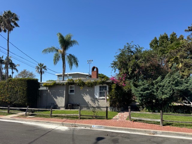 Building Photo - 1911 Turrell St