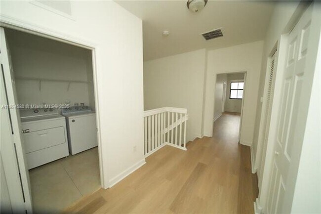 Building Photo - 10457 NW 61st St
