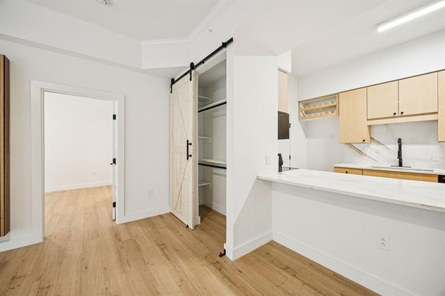Building Photo - 3225 Turtle Creek Blvd
