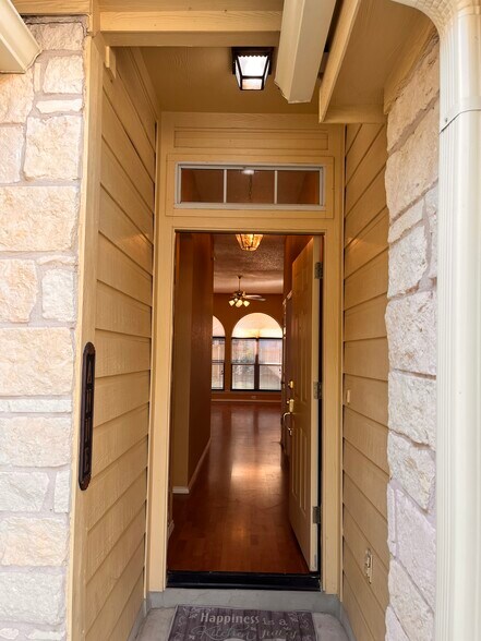 Entrance door - 8106 Hawick Dr