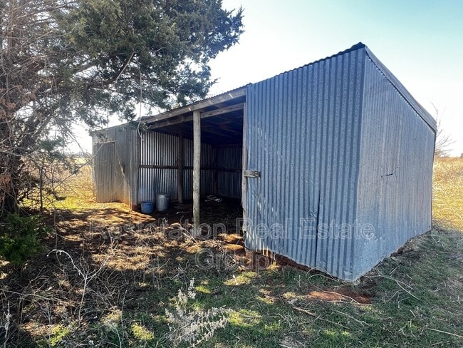 Building Photo - 819 N2964 Rd