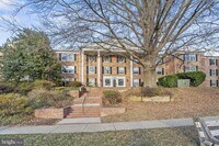 Building Photo - 7640 Tremayne Pl
