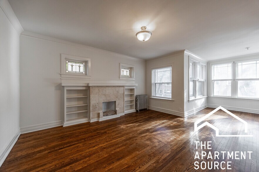 Building Photo - 1432 W Jonquil Terrace