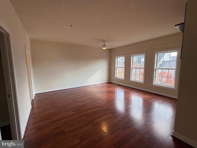 Building Photo - 635 Whetstone Glen St