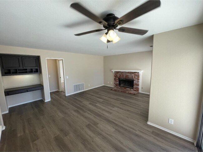Building Photo - 41547 Yankee Run Ct