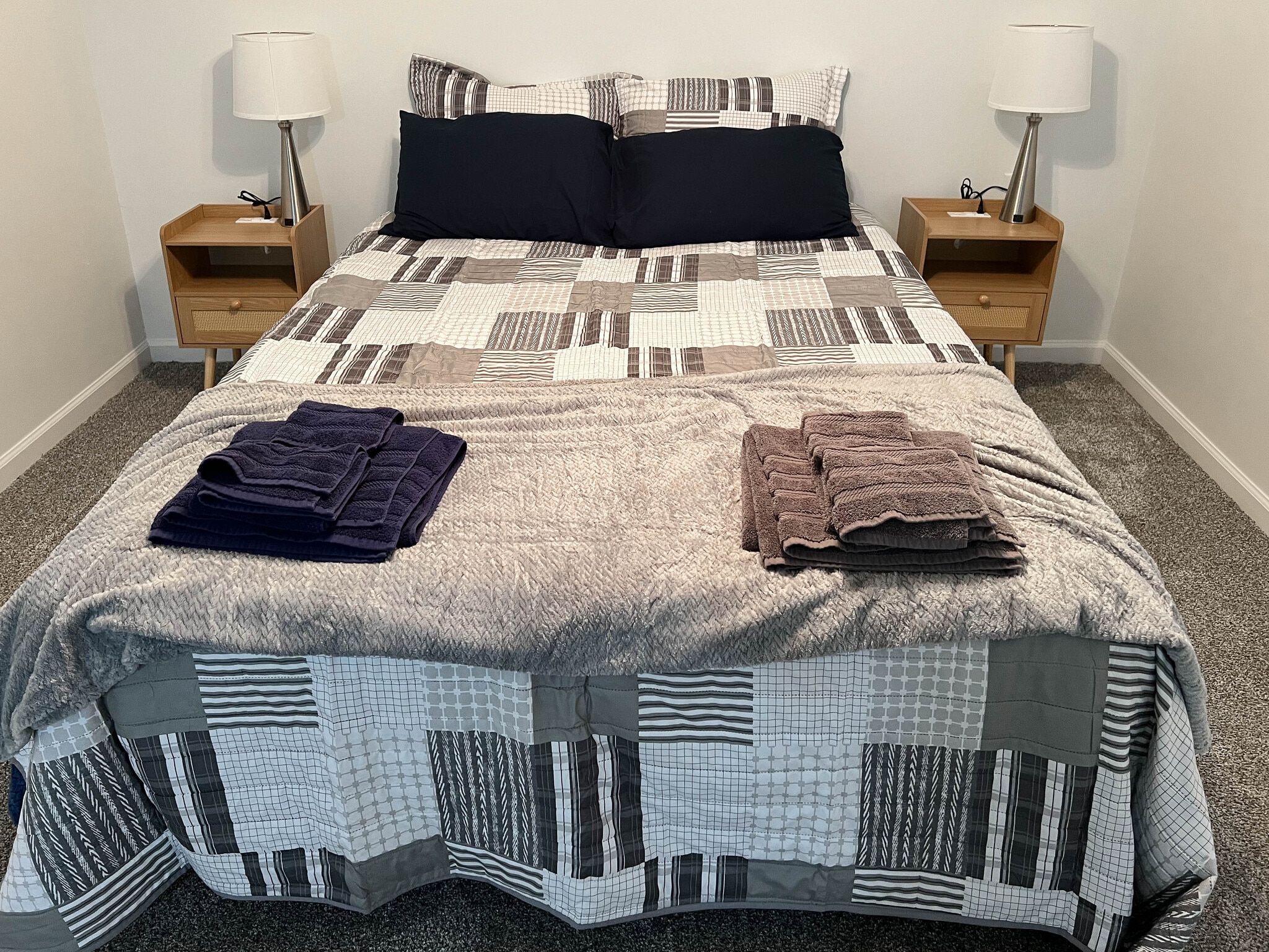 Primary w/ Queen Bed - 508 Wellham Ave