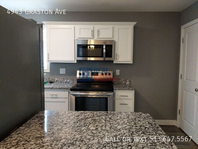 Building Photo - 4943 Graston Ave