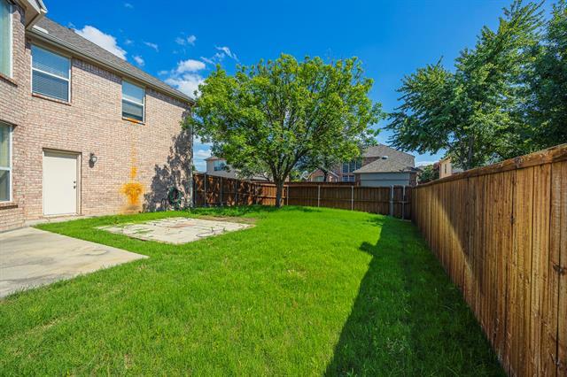 Building Photo - 2739 Middleton Dr