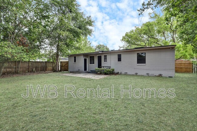 Building Photo - 10256 Briarcliff Rd E