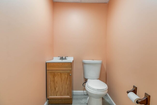 Building Photo - West Shore School District Town-Home For R...