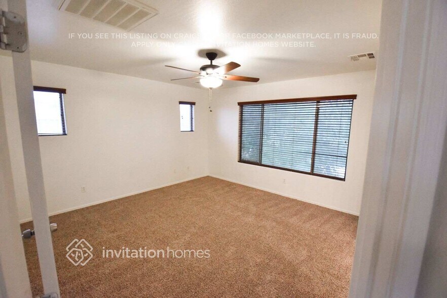 Building Photo - 19335 E Canary Way