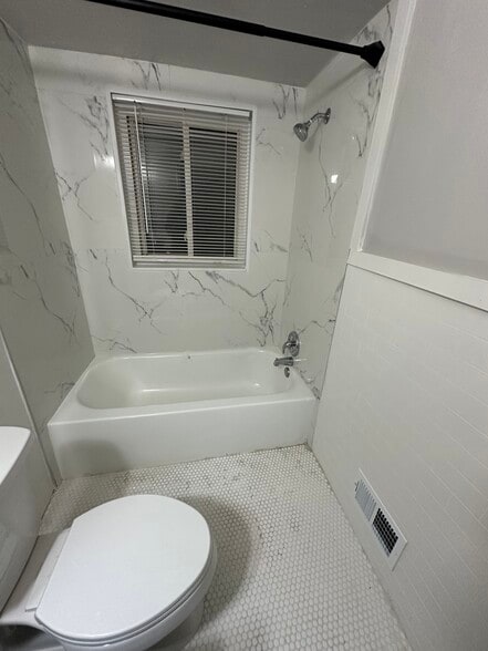 Building Photo - 11668 San Jose