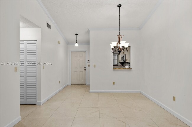 Building Photo - 330 NW 114th Ave