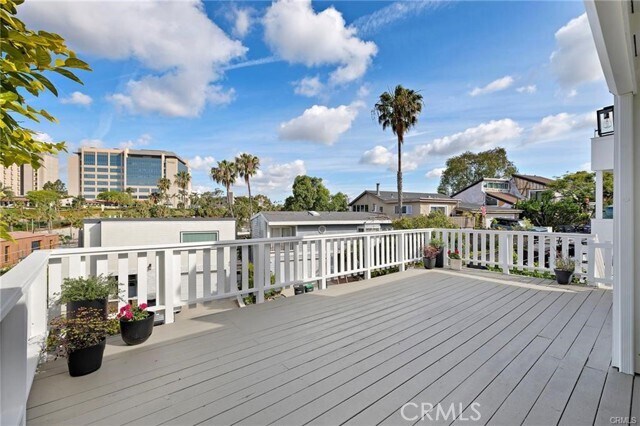 Building Photo - 226 La Jolla Dr