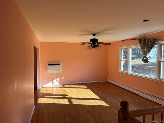 Building Photo - 37 Grandview Ave