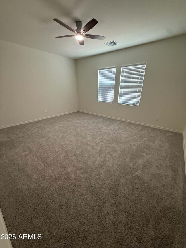 Building Photo - 2073 Driftwood Dr