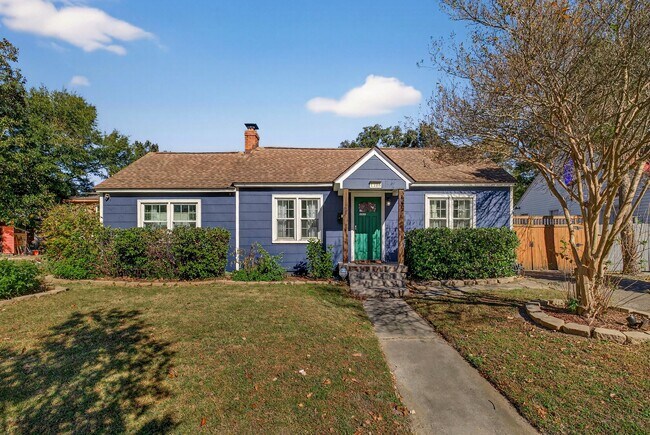 Building Photo - 1106 E 52nd St