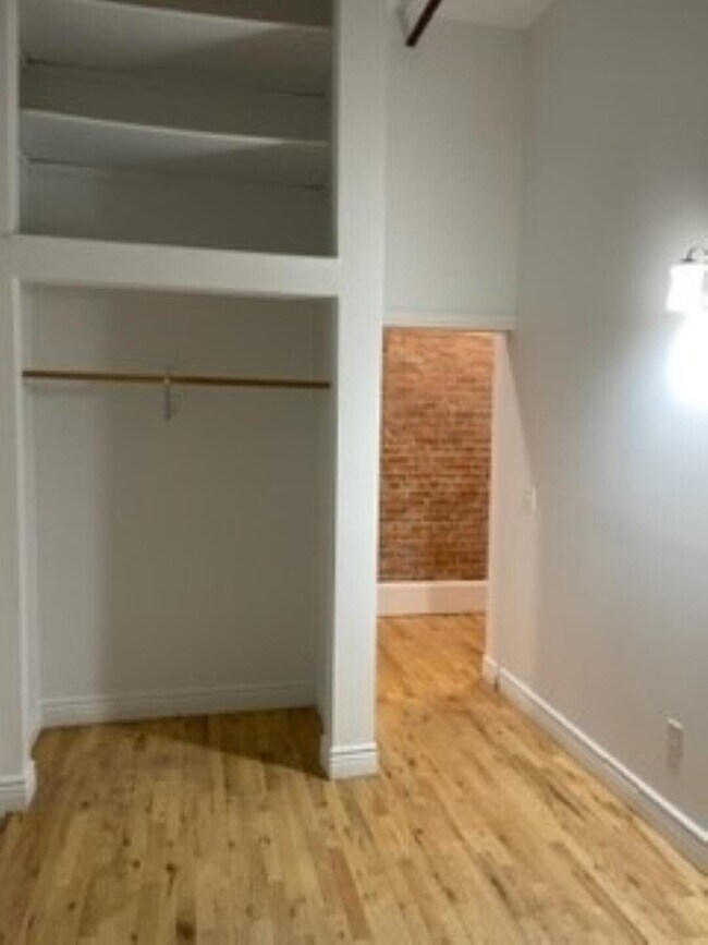 Building Photo - 208 W Michigan Ave