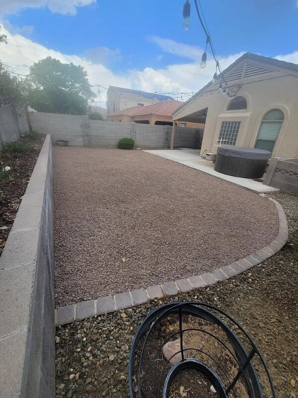 Building Photo - 9842 W Salter Dr