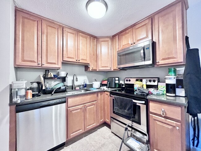 Primary Photo - 73 Nicholas Rd