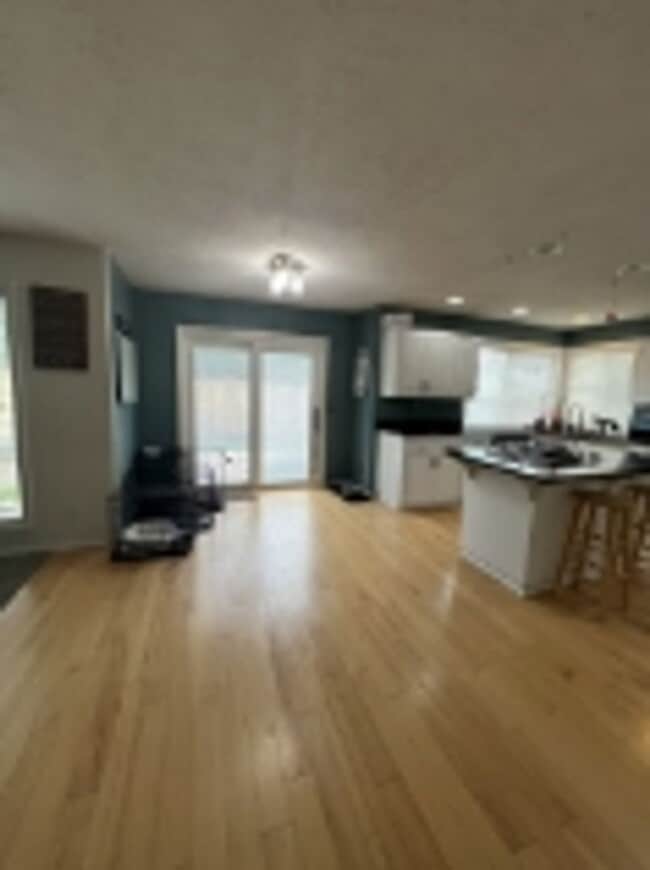 Building Photo - Luxurious 4-Bedroom Home in Keizer – Spacious, Elegant & Perfect for Entertaining