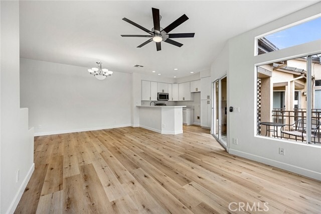 Building Photo - 932 S Country Glen Way