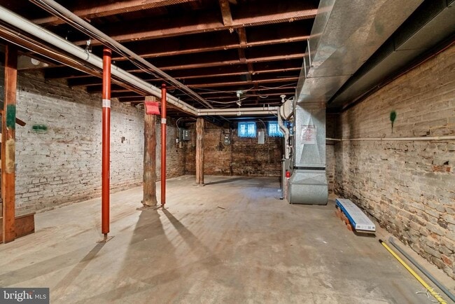 Building Photo - 1522 Swann St NW