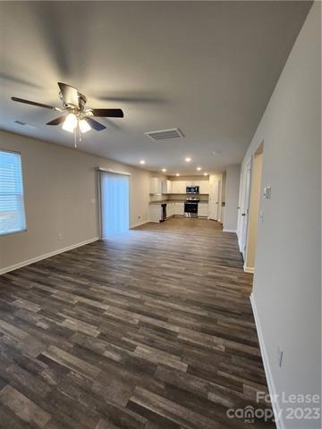 Building Photo - 2415 Cranberry Wy