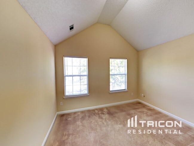 Building Photo - 5853 Sepulveda Ln