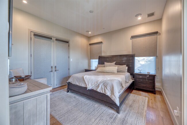 Building Photo - 5521 Kiam St