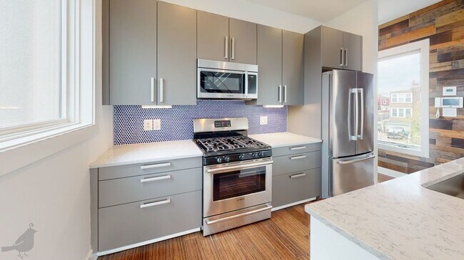 Building Photo - 1103 9th St NE