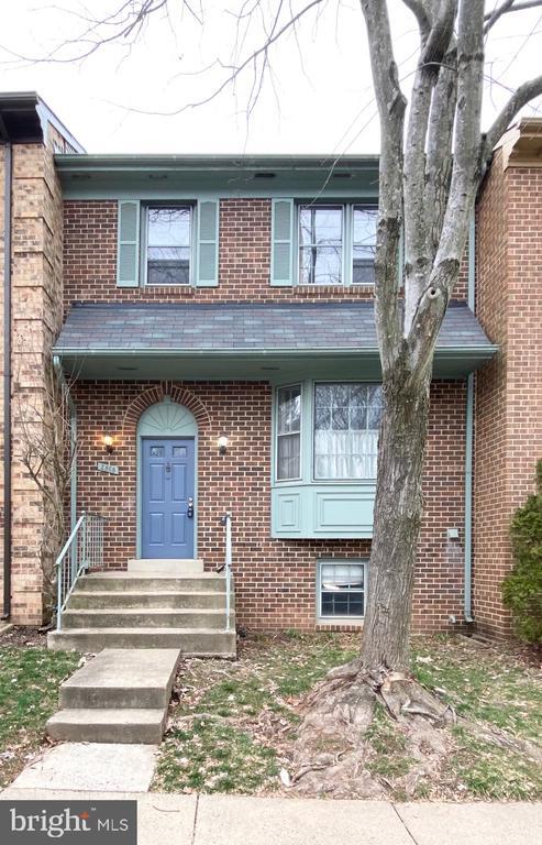 Building Photo - 2868 Kelly Square