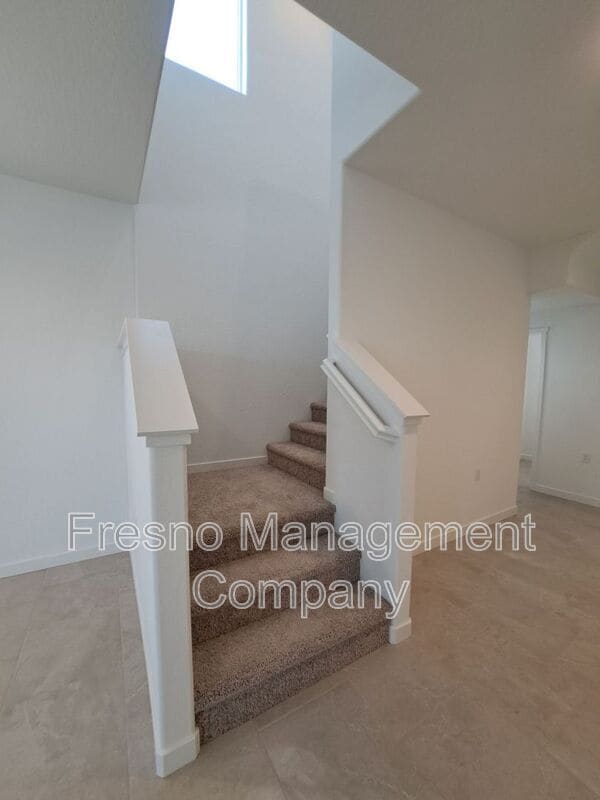 Building Photo - 2889 E Escarpa Dr