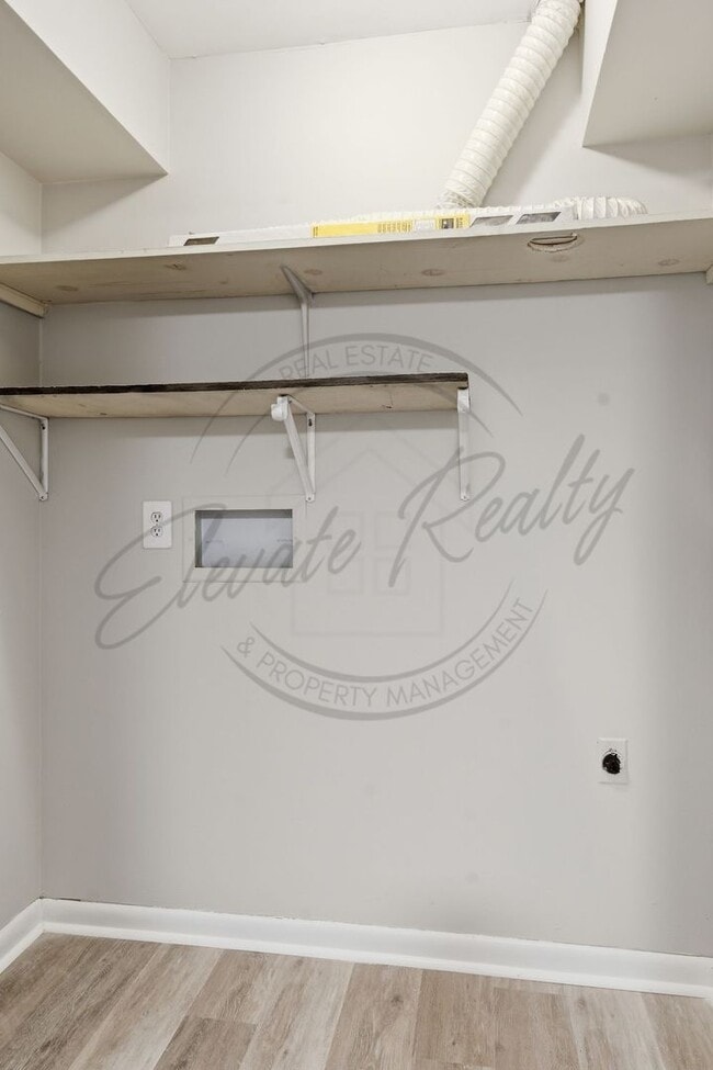 Building Photo - SPRING SPECIAL!! FIRST MONTH FREE on this Two Bedroom Condo, Garden Level with Washer/Dryer Hook ...