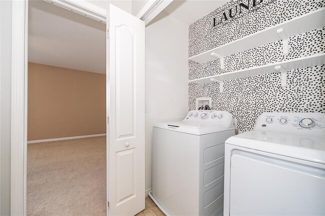 Building Photo - 2942 Rodrick Cir