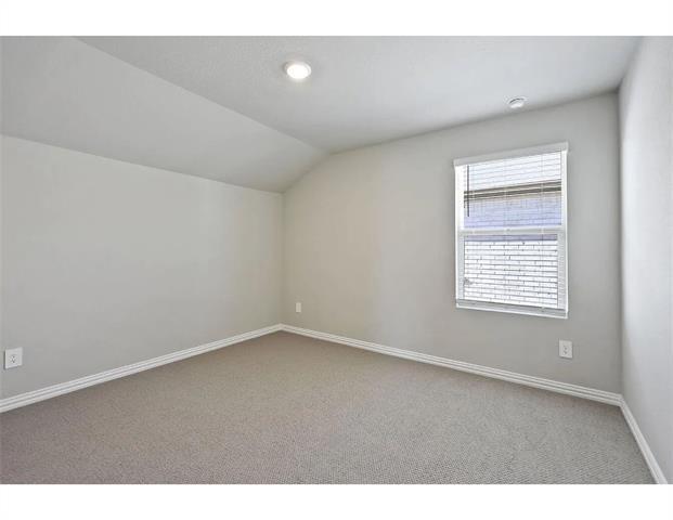 Building Photo - 707 Hemingway Ln