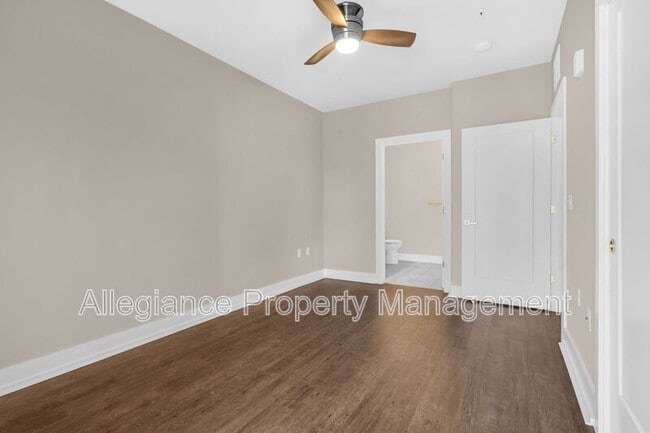 Building Photo - 1800 Mt Vernon Ave
