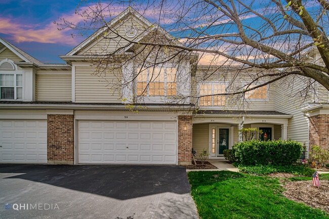 Building Photo - 914 Waterford Ln