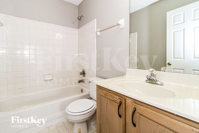 Building Photo - 6856 Meadow Chase Ln