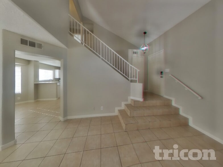 Building Photo - 1812 Wild Jan Dr