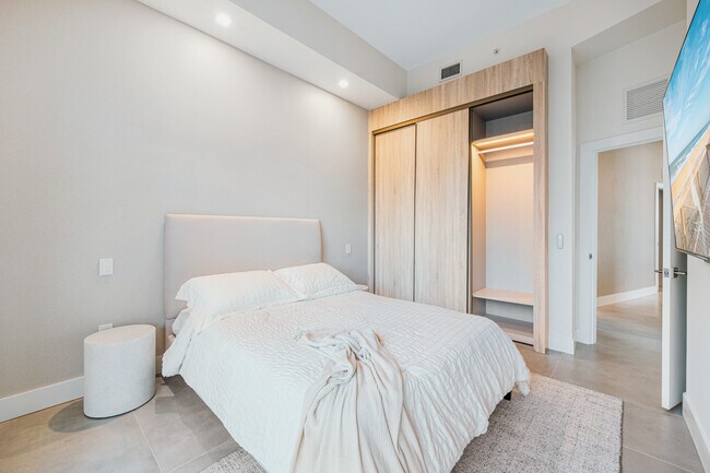 Building Photo - 2001 Meridian Ave