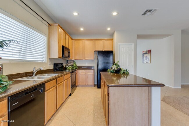 Building Photo - 3766 E Constitution Ct